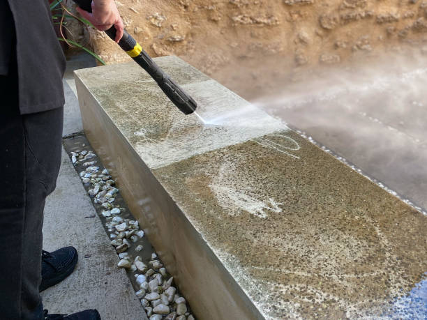 Why Choose Our Certified Pressure Washing Experts for Your Project Needs in Caruthersville, MO?